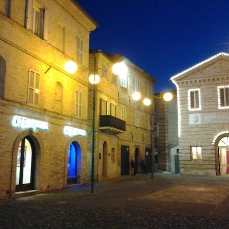 Apartment Largo Del Teatro Porto San Giorgio Dış mekan fotoğraf