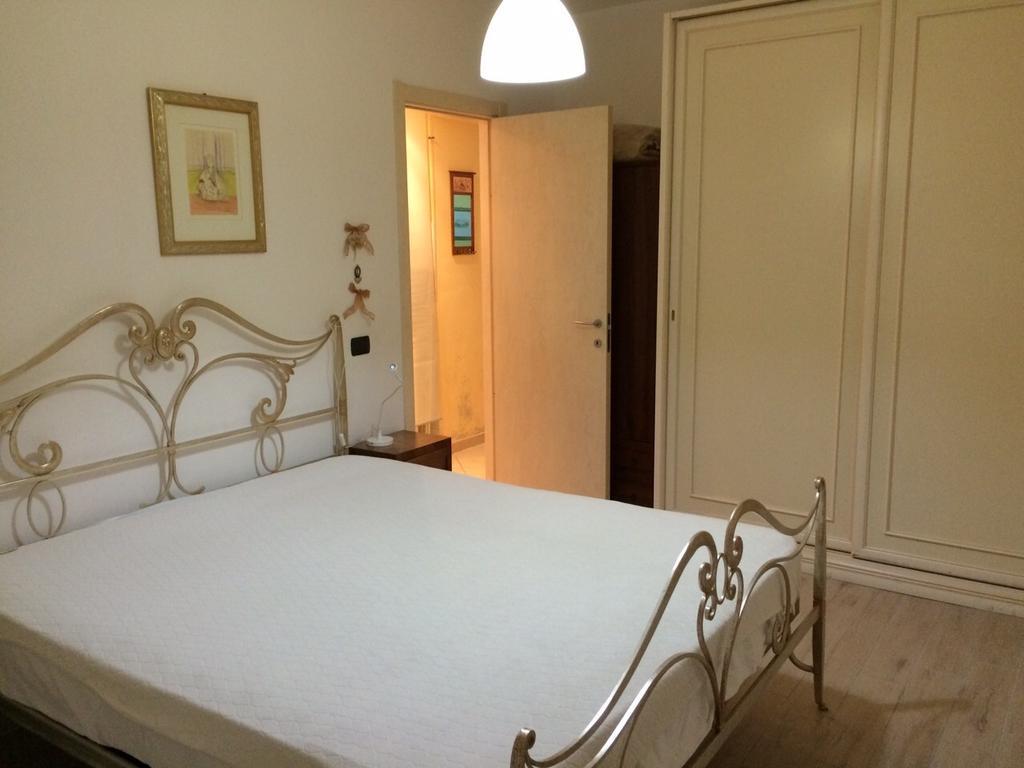 Apartment Largo Del Teatro Porto San Giorgio Oda fotoğraf