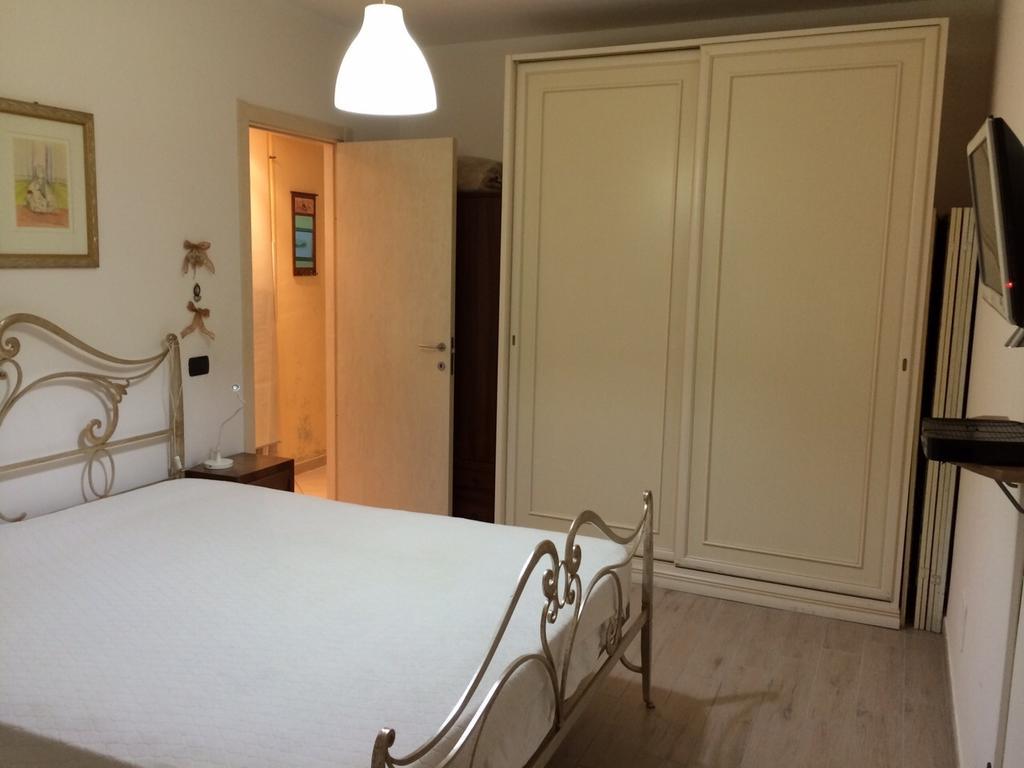 Apartment Largo Del Teatro Porto San Giorgio Oda fotoğraf